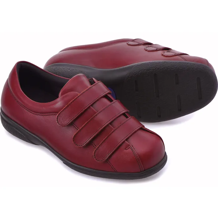 Alison womens shoes claret in colour
