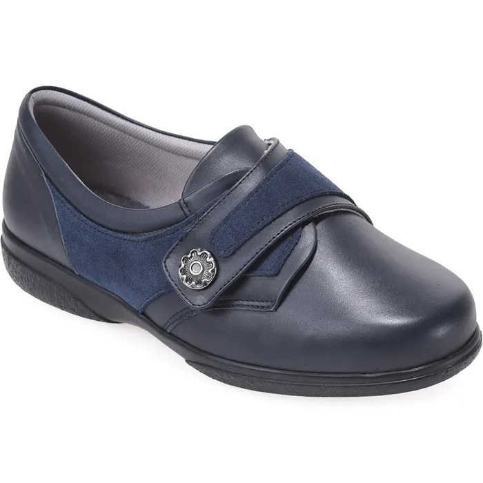 Darcy womens shoe navy in colour