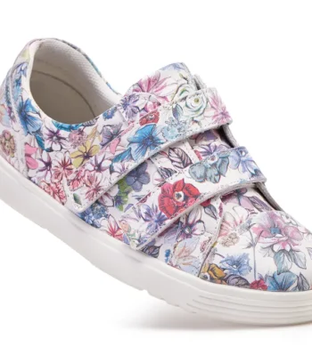 Gigi womens shoe fleur in colour